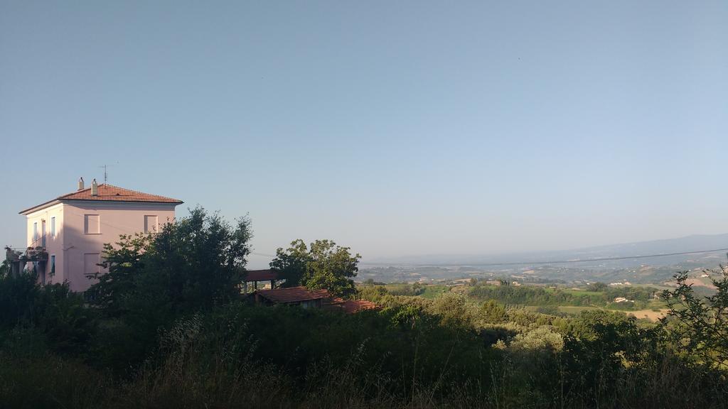 Tramonti E Valli Calvi dell' Umbria Ngoại thất bức ảnh